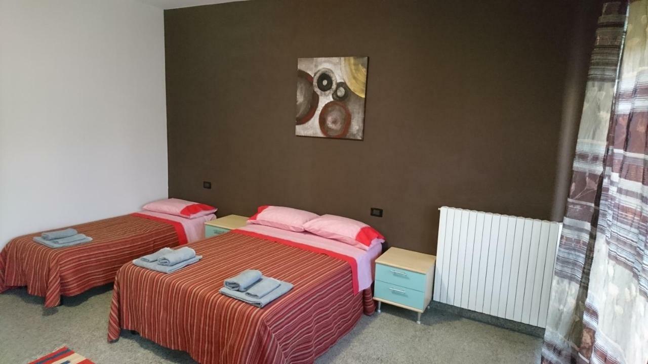 L'Isola Di Romy Hotel Милано Екстериор снимка